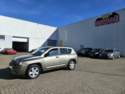 Gebraucht Jeep Compass Sport 170 PS (125 kW) 2008 Grau SUV