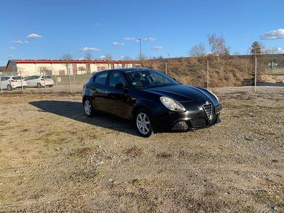 Gebraucht Alfa Romeo Giulietta 120 PS (88 kW) 2011 Schwarz Kleinwagen