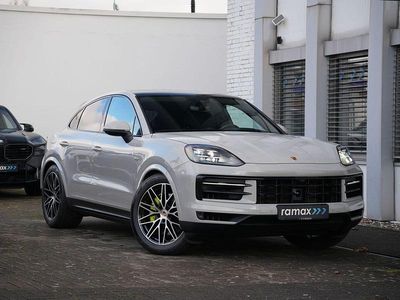 Usata Porsche Cayenne 470 CV (345 kW) 2024 Grigio SUV