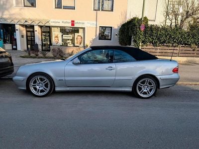 Gebraucht Mercedes CLK230 197 PS (144 kW) 2001 Silber Cabrio