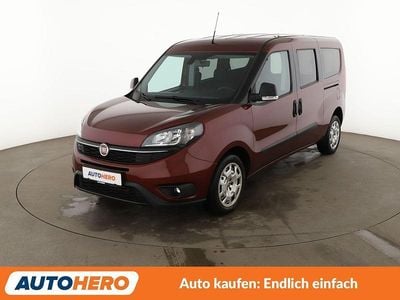 Rot Gebraucht 2022 Fiat Doblò Van / Kleinbus | 19.590 € (Teuer)