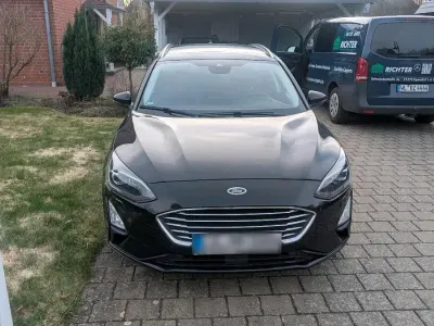 Gebraucht Ford Focus Titanium 140 PS (102 kW) 2019 Schwarz Kombi