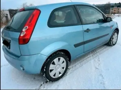 Gebraucht Ford Fiesta 70 PS (51 kW) 2006 Blau Kleinwagen