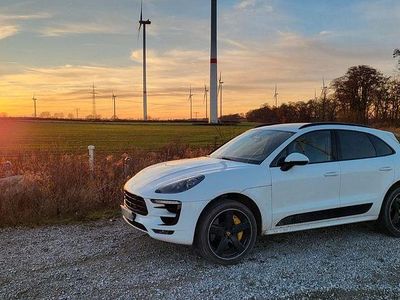 Porsche Macan Turbo