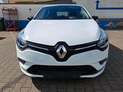 Gebraucht Renault Clio IV LIMITED 120 PS (88 kW) 2018 Weiß Kleinwagen