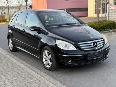 Gebraucht Mercedes B200 140 PS (102 kW) 2007 Schwarz Van / Kleinbus