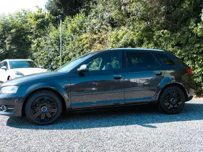 Gebraucht Audi A3 Ambiente 125 PS (91 kW) 2012 Grau Kleinwagen