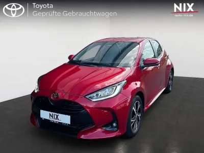 Neu Toyota Yaris 129 PS (94 kW) 2026 Rot Kleinwagen