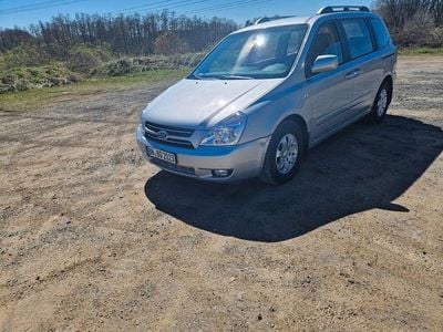 Gebraucht Kia Carnival EX 185 PS (136 kW) 2007 Silber Van / Kleinbus