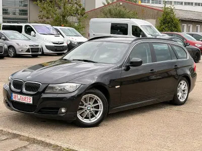 Gebraucht BMW 325 Sport Line 218 PS (160 kW) 2010 Schwarz Kombi