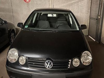 Second-hand VW Polo 54 CP (39 kW) 2005 Negru Hatchback