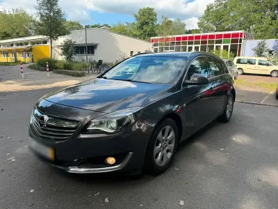 Gebraucht Opel Insignia Eco 140 PS (102 kW) 2015 Grau Kombi