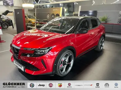 Uusi Alfa Romeo Junior Veloce 206 kW (281 HP) 2026 Punainen Katumaasturi