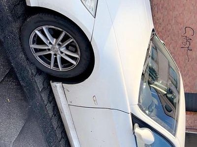 Second-hand BMW 318 155 CP (114 kW) 2009 Alb Berlinǎ