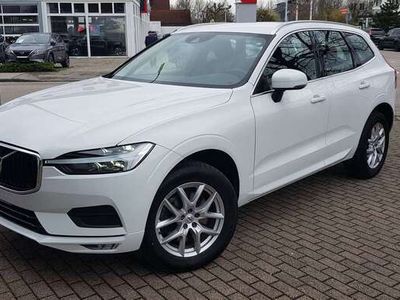 gebraucht Volvo XC60 Momentum Pro AWD