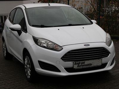 Gebraucht Ford Fiesta 80 PS (58 kW) 2013 Weiß Kleinwagen