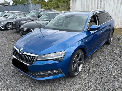 Gebraucht Skoda Superb Style 190 PS (139 kW) 2020 Blau Kombi