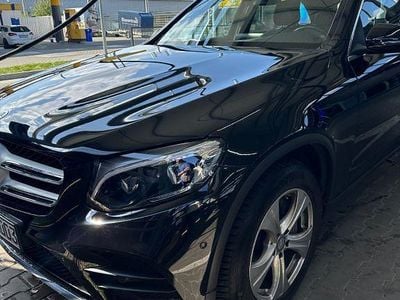 Mercedes GLC220