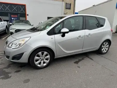 Brugt Opel Meriva Design Edition 120 HK (88 kW) 2011 Sølv MPV
