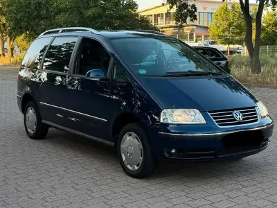Gebraucht VW Sharan 140 PS (102 kW) 2008 Blau Van / Kleinbus