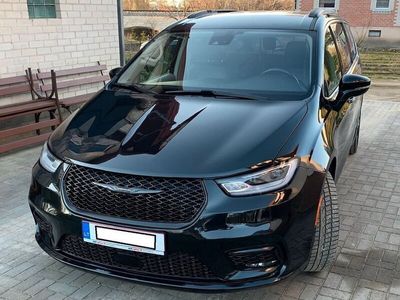 Chrysler Pacifica