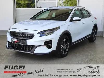 Gebraucht Kia XCeed Spirit 141 PS (103 kW) 2022 Cararraweiss SUV