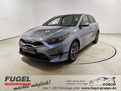 Neu Kia Ceed Style 140 PS (102 kW) 2025 Lunar silber Kleinwagen
