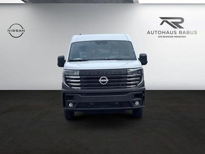 Second-hand Nissan Interstar N-Connecta 150 CP (110 kW) 2025 Gri Van