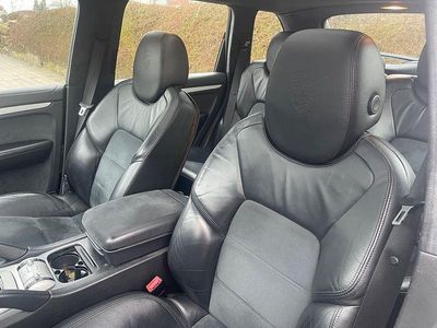 Porsche Cayenne GTS