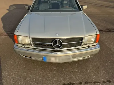 Gebraucht Mercedes 560 242 PS (177 kW) 1987 Grau Coupé