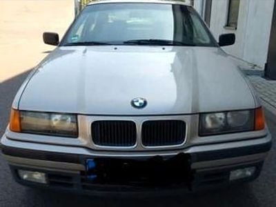 Gebraucht BMW 316 Compact 102 PS (75 kW) 1996 Silber Kleinwagen