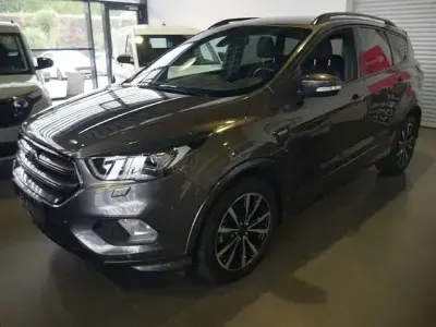 Gebraucht Ford Kuga ST-Line 175 PS (128 kW) 2018 Magneticgrau (metallic) SUV