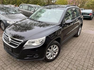 Second-hand VW Tiguan Trendline 150 CP (110 kW) 2009 Negru SUV