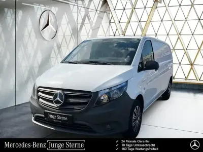 Gebraucht Mercedes Vito 163 PS (119 kW) 2022 Weiss Van