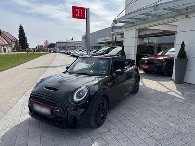 Gebraucht Mini John Cooper Works 231 PS (169 kW) 2023 Grün Kleinwagen