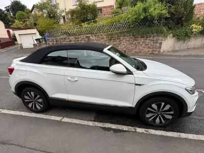 Gebraucht VW T-Roc Cabriolet Move 150 PS (110 kW) 2024 Weiß Cabrio