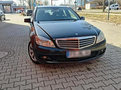 Gebraucht Mercedes C220 170 PS (125 kW) 2010 Schwarz Kombi