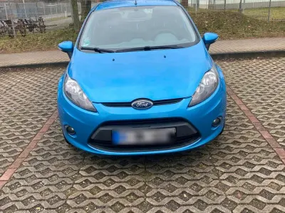 Gebraucht Ford Fiesta 80 PS (58 kW) 2010 Blau Limousine