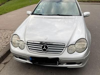 Gebraucht Mercedes C200 129 PS (94 kW) 2002 Silber Coupé