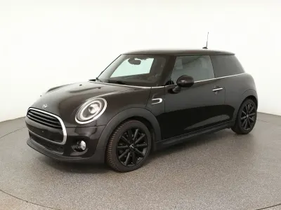 Gebraucht Mini Cooper 136 PS (100 kW) 2019 Midnight black Kleinwagen
