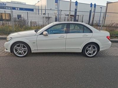 Gebraucht Mercedes C180 Avantgarde 156 PS (114 kW) 2012 Weiß Limousine