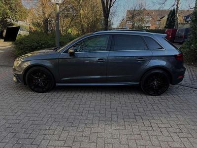 Gebraucht Audi A3 e-tron S-Line 150 PS (110 kW) 2015 Daytonagrau perleffekt Kleinwagen