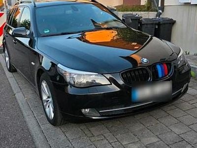 Gebraucht BMW 520 Sport Line 177 PS (130 kW) 2010 Schwarz Kombi