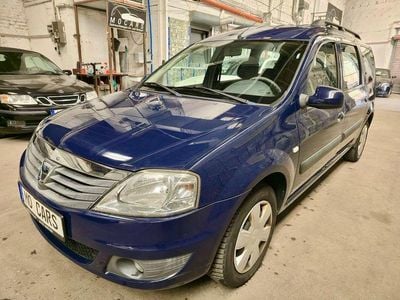 Second-hand Dacia Logan MCV Lauréate 105 CP (77 kW) 2011 Albastru Break