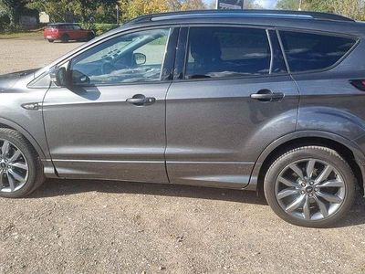 Gebraucht Ford Kuga ST-Line 175 PS (128 kW) 2019 Grau SUV