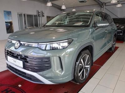 Second-hand VW Tayron Life 204 CP (150 kW) 2025 Verde SUV