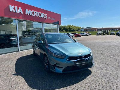 Gebraucht Kia Ceed Spirit 140 PS (102 kW) 2025 Grau Kleinwagen