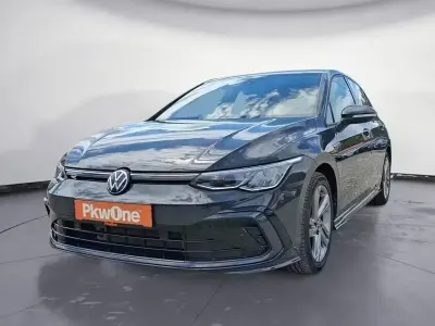 Gebraucht VW Golf VIII R-line 131 PS (96 kW) 2024 Grau Limousine