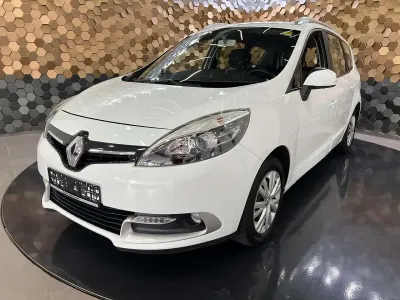 Gebraucht Renault Scénic III Dynamique 110 PS (80 kW) 2016 Gletscherweiss Van / Kleinbus
