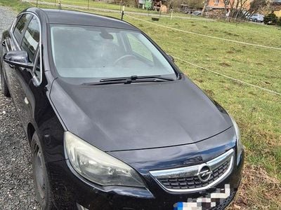 Gebraucht Opel Astra Edition 180 PS (132 kW) 2010 Schwarz Limousine